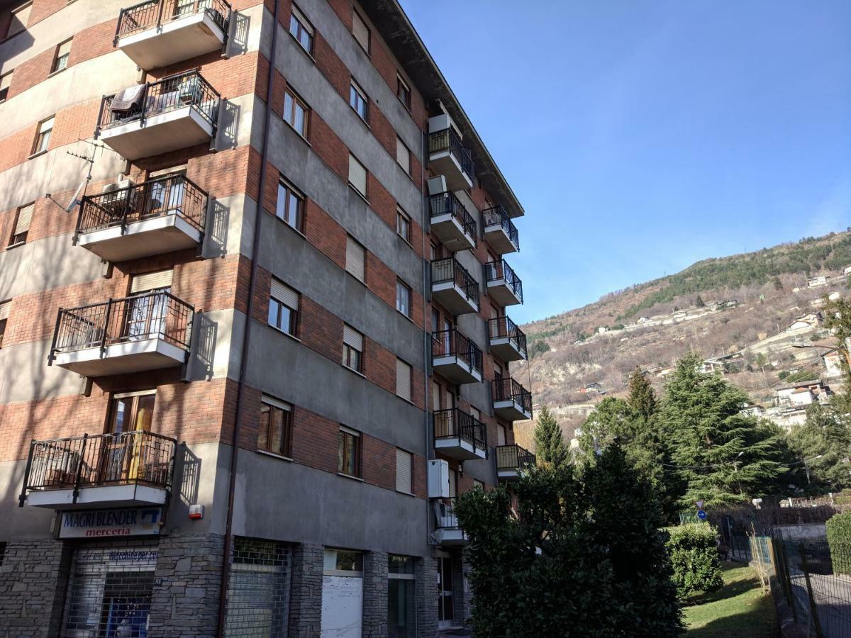 Casa Della Nonna Per Voi Parcheggio Gratuito Condizionatore Portatile Cir 0052 Aoste Extérieur photo